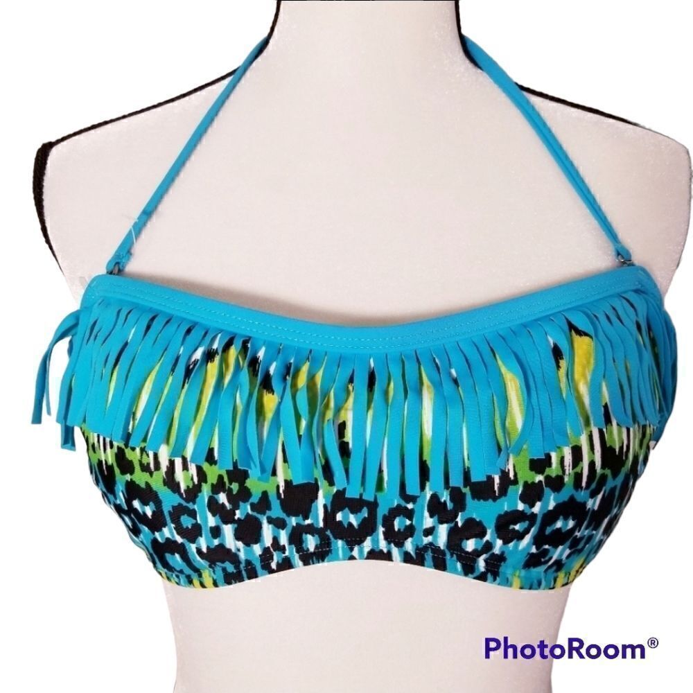 5/$20 YMI fringe leopard bikini top - Picture 2 of 4
